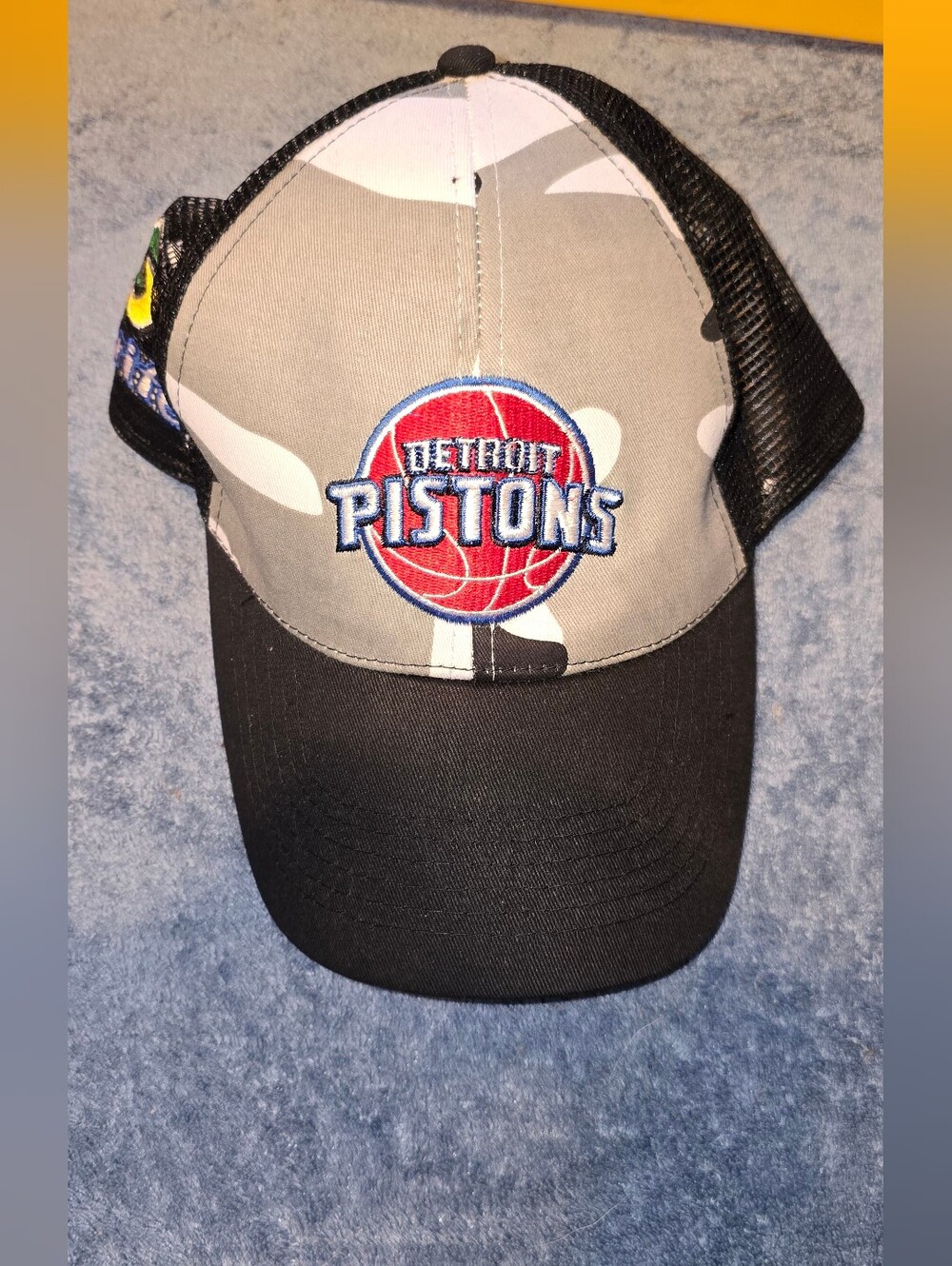 free press Detroit Pistons Camo Mesh Trucker - Gray & Black with Red Logo